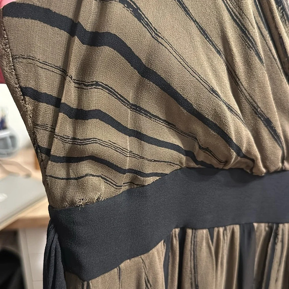 Signature by Robbie Bee Silk Maxi Dress Evening Wear Gown Sheer, Size 16 - Picture 14 of 16